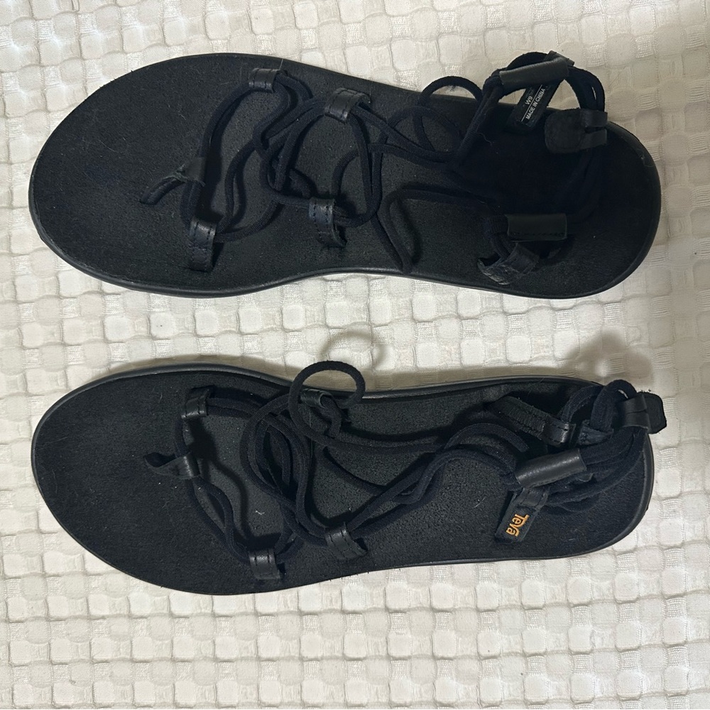 Teva Voya Infinity Viral MK Olsen Women's Black Sandals